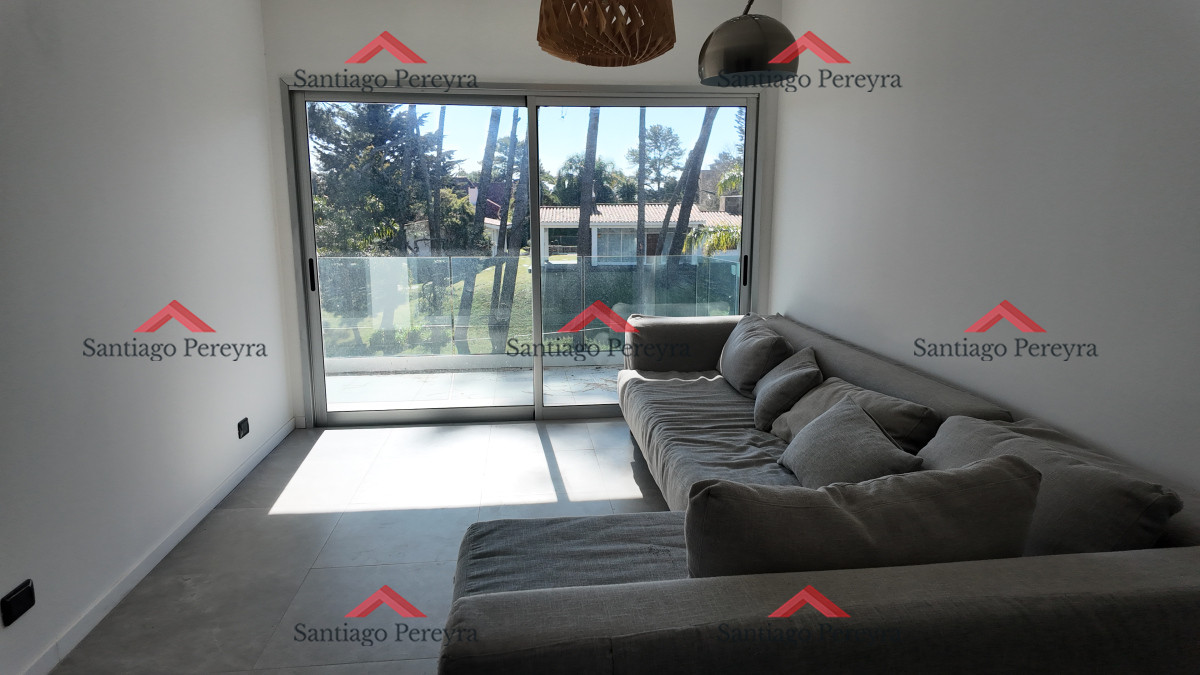 Apartamento ID.16563 - Apartamento 2 dormitorios Bajos gastos gran terraza playa mansa