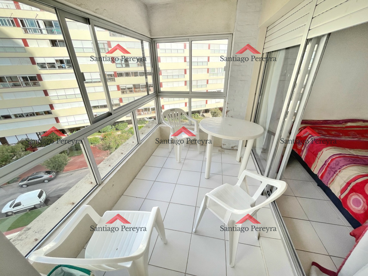 Apartamento ID.1813 - Apartamento de 1 dormitorio y medio en excelente ubicación 