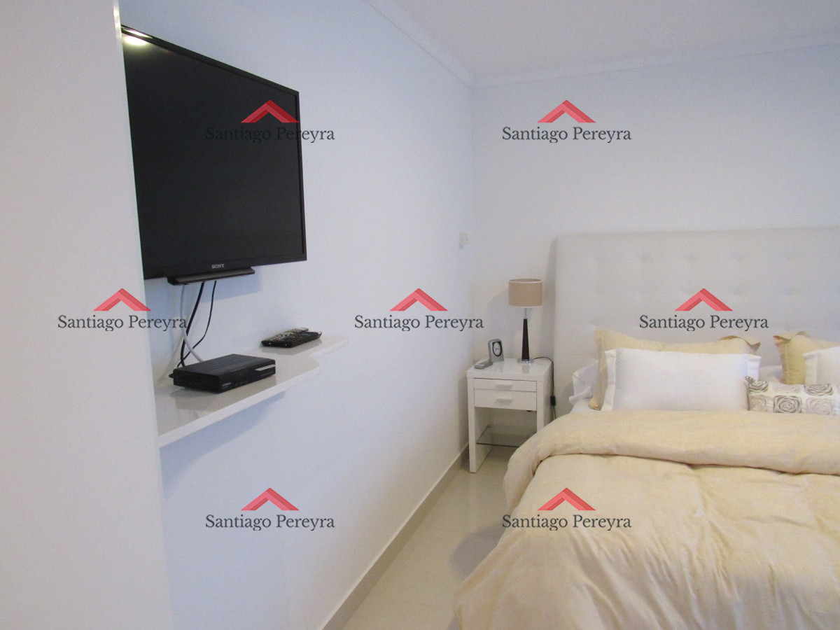 Apartamento ID.5124 - Excelente propiedad, con vista a playa mansa