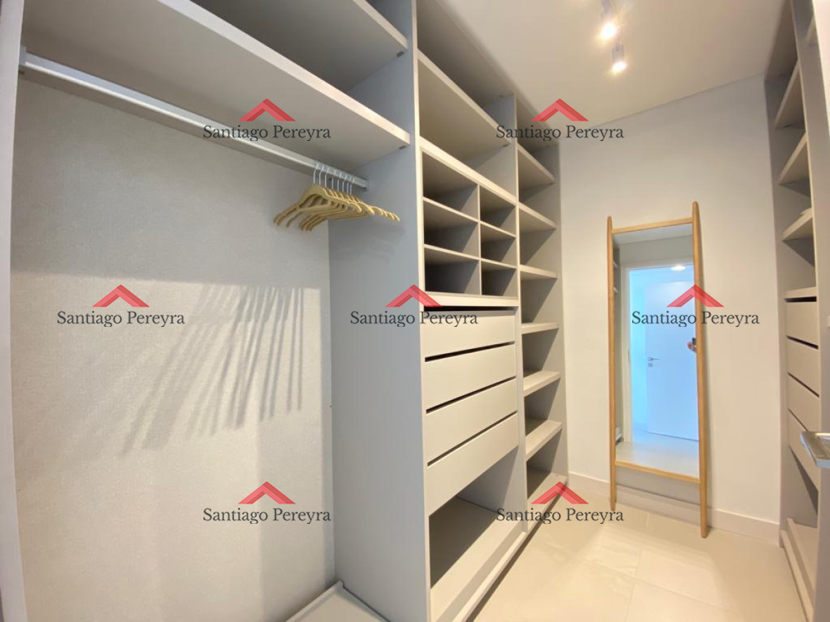 Apartamento ID.15752 - Apartamento de 3 dormitorios en torre de Categoria frente al mar 