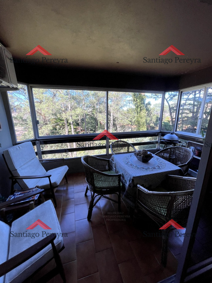 Apartamento ID.15154 - Apartamento 2 dormitorios y 2 baños + dependencia de servicio 