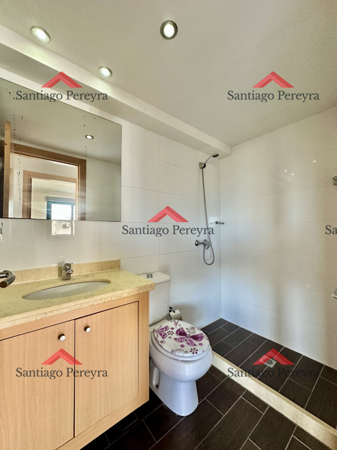 Apartamento ID.15136 - Apartamento de 3 dormitorios en venta para vivienda u oficina en Maldonado
