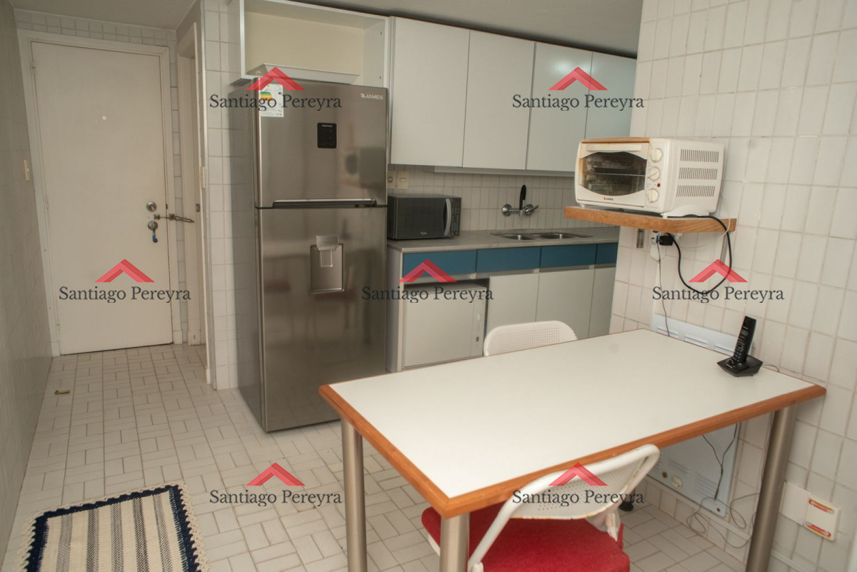 Apartamento ID.15677 - Espectacular apartamento sobre Playa Mansa con hermosa vista al mar