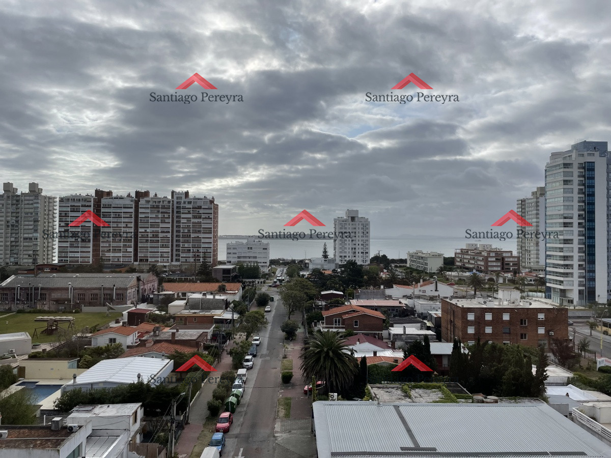 Apartamento ID.3585 - Apartamento de 3 dormitorios con amenities y vista a la isla y los dedos garage en subsuelo lavadero mucama piscina