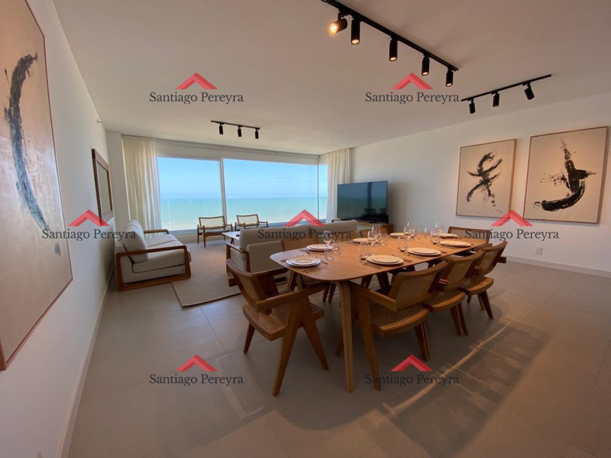 Apartamento ID.15752 - Apartamento de 3 dormitorios en torre de Categoria frente al mar 