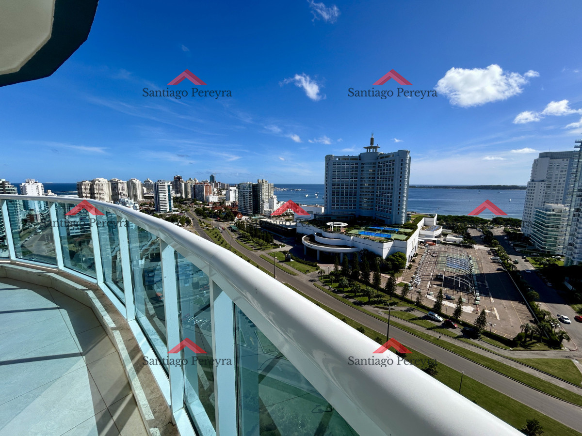 Apartamento ID.16969 - APARTAMENTO EN VENTA 3 DORMITORIOS y DEPENDENCIA-CASINO TOWER