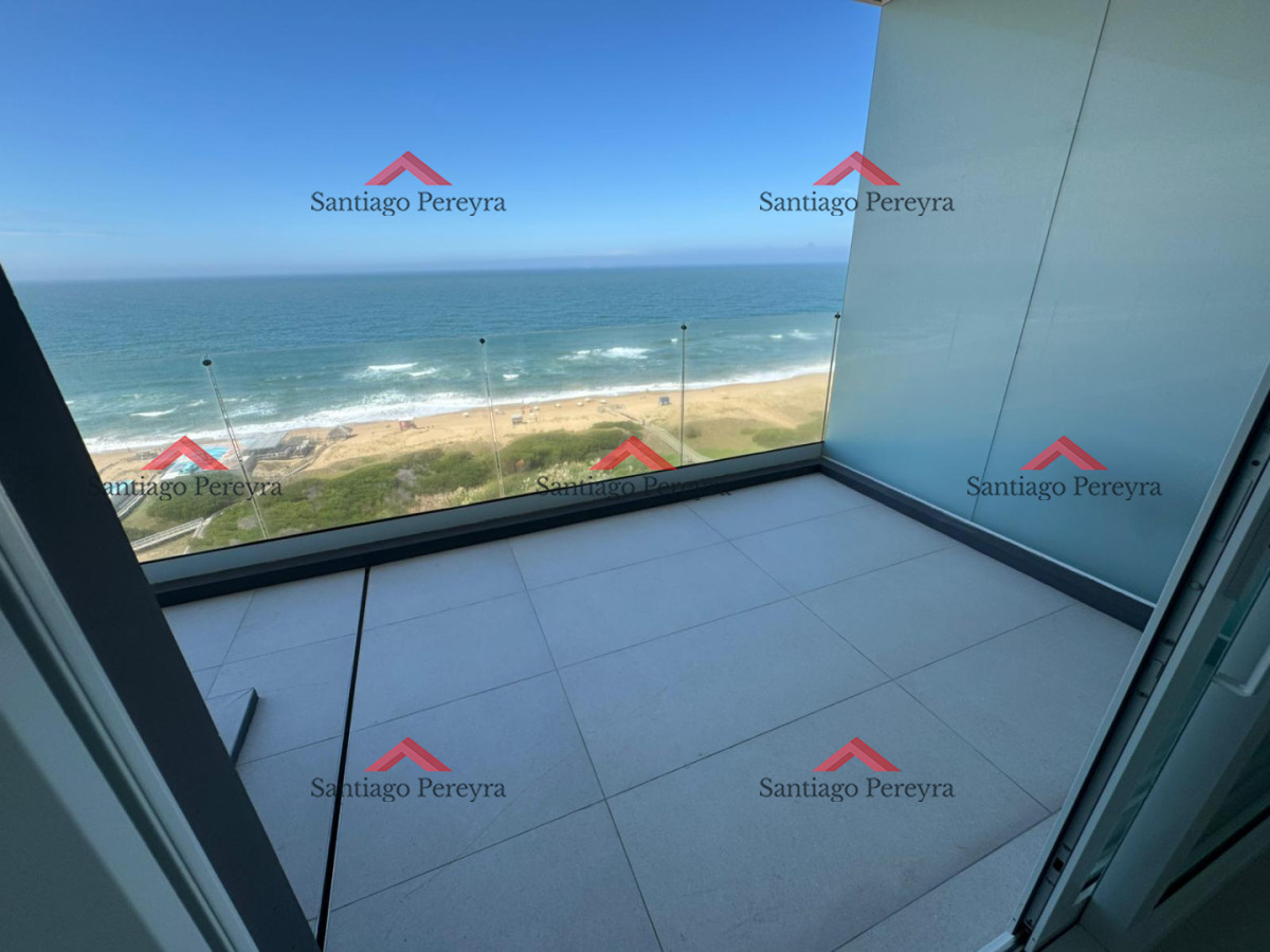 Apartamento ID.16929 - Primera linea brava en venta