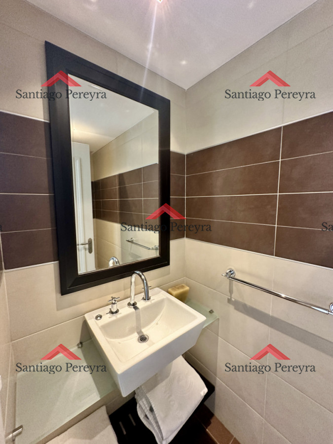 Apartamento ID.16946 - Apartamento de 2 dormitorios en venta en Imperiale III