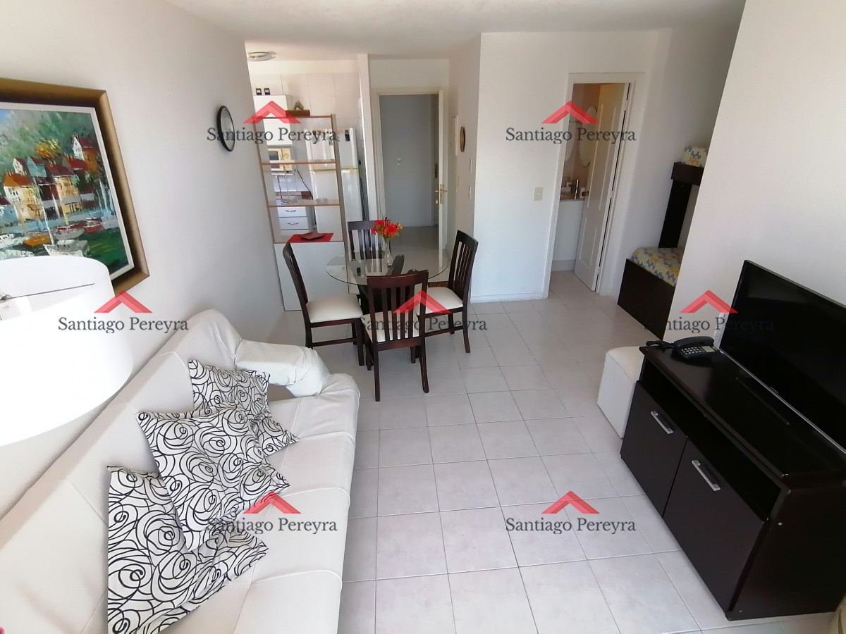 Apartamento ID.1986 - Zona ideal para vivir todo el año