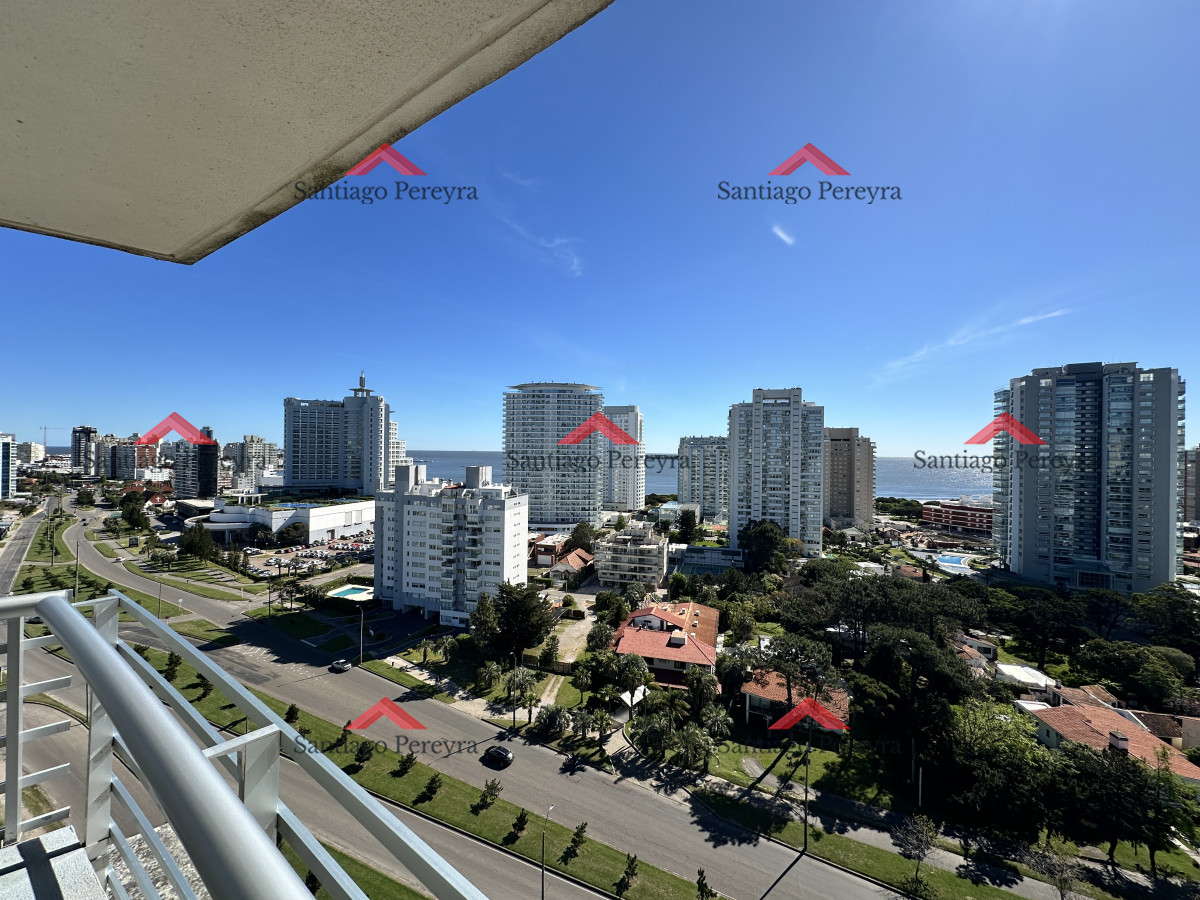 Apartamento ID.16377 - Dos dormitorios en venta con vista a playa mansa