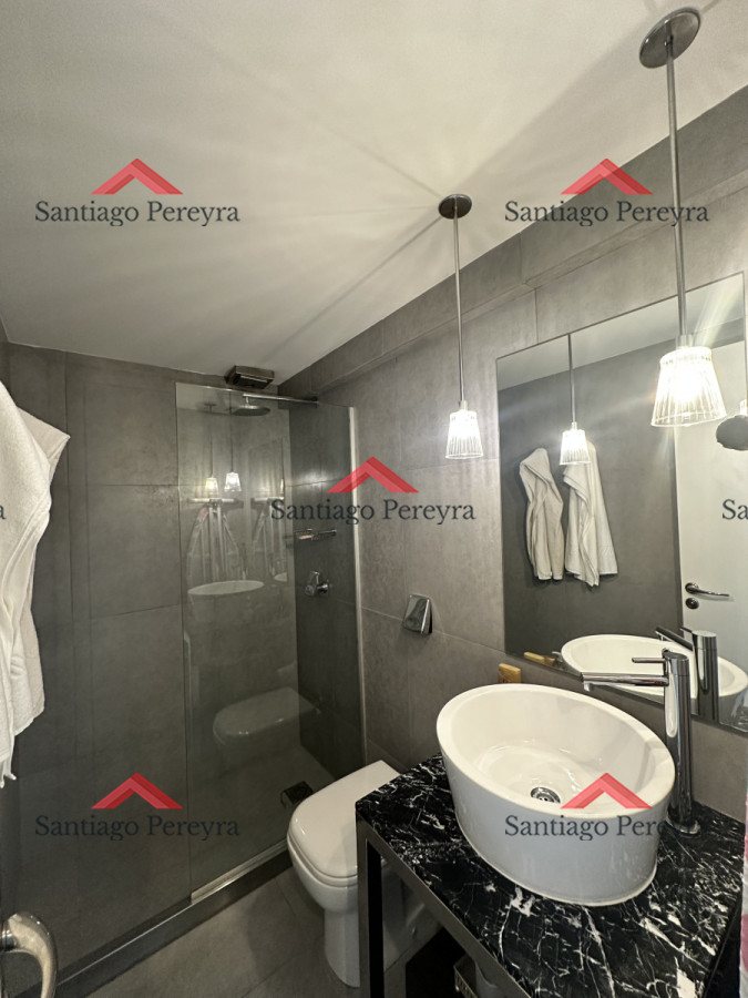 Apartamento ID.15751 - Apartamento en venta de dos dormitorios con garaje en Roosevelt