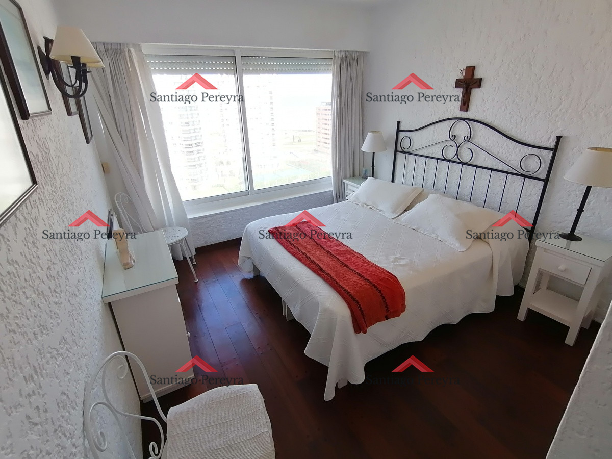 Apartamento ID.837 - Amplio apartamento frente al mar 