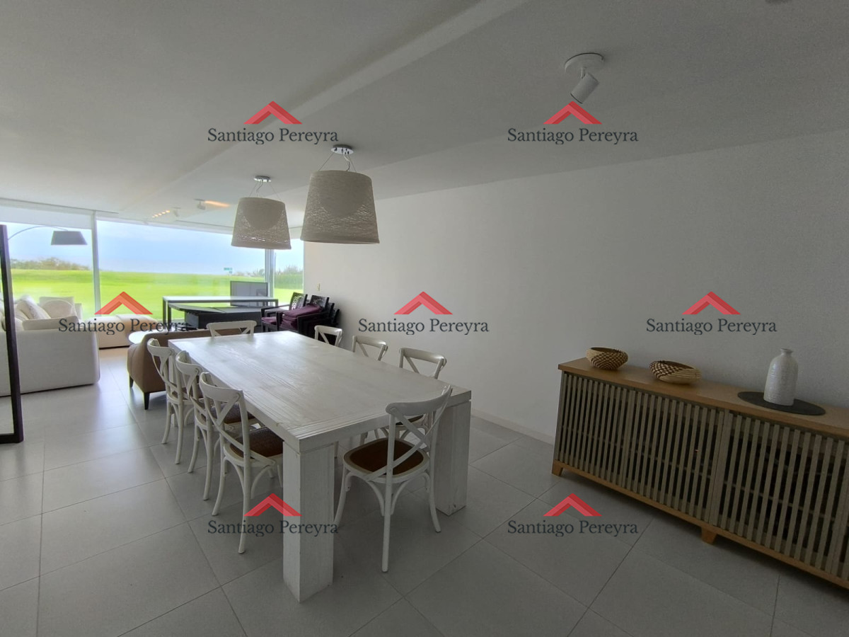 Apartamento de 3 Dormitorios Vista al Mar. Playa Mansa - GoPunta - Portal Inmobiliario de Punta del Este - Maldonado