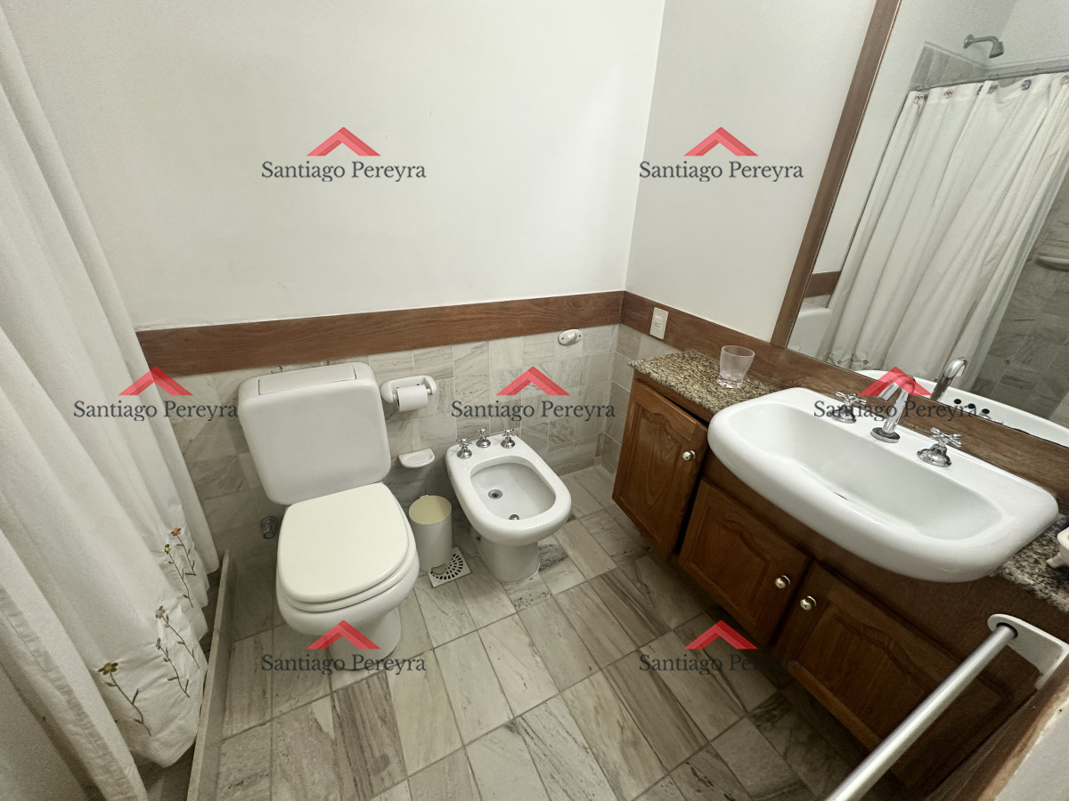Apartamento ID.16177 - Apartamento de 2 dormitorios y dependencia en brava a metros del mar 