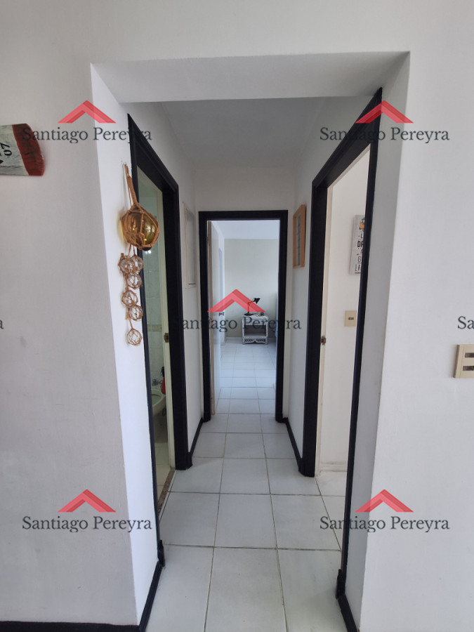 Apartamento ID.423 - Apartamento en venta de dos dormitorios con vista a playa mansa