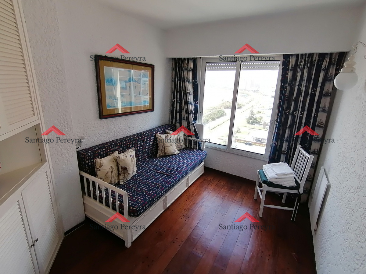 Apartamento ID.837 - Amplio apartamento frente al mar 