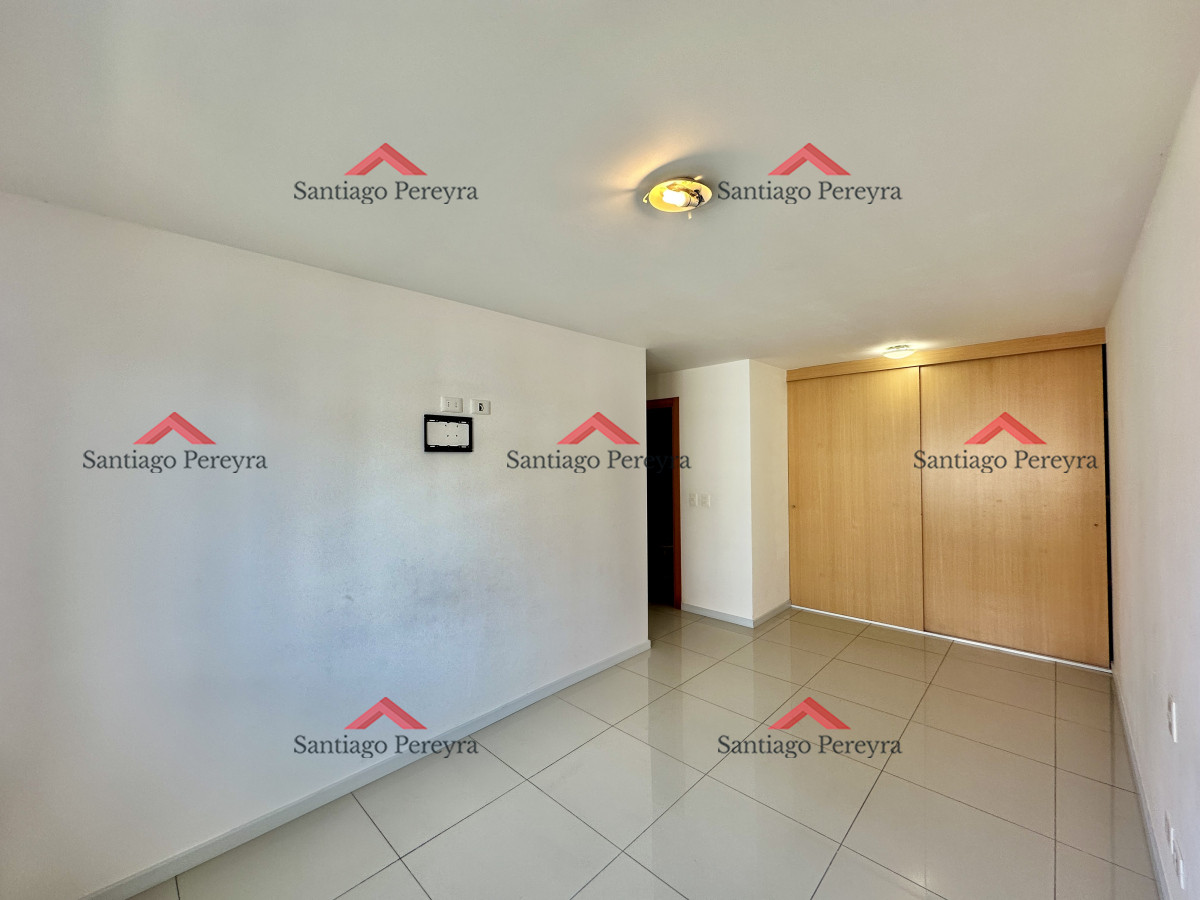 Apartamento ID.15136 - Apartamento de 3 dormitorios en venta para vivienda u oficina en Maldonado