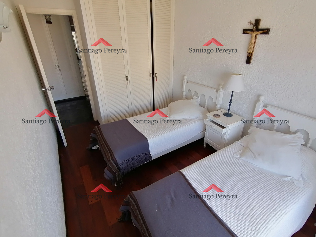 Apartamento ID.837 - Amplio apartamento frente al mar 