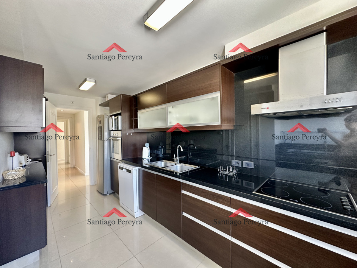 Apartamento ID.16946 - Apartamento de 2 dormitorios en venta en Imperiale III