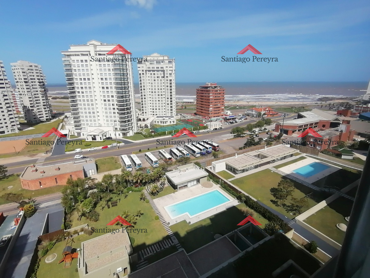 Apartamento ID.837 - Amplio apartamento frente al mar 