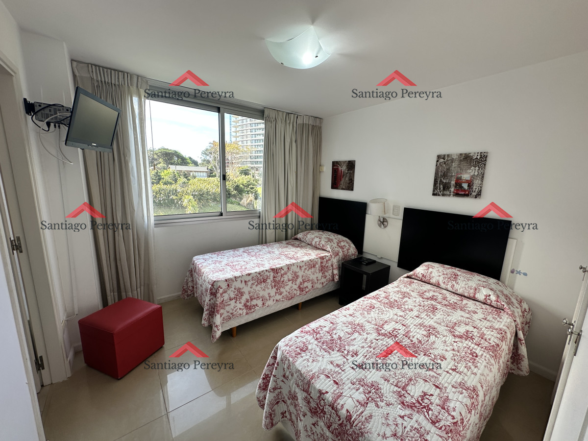 Apartamento ID.2414 - Cómodo y amplio apartamento en Playa Brava