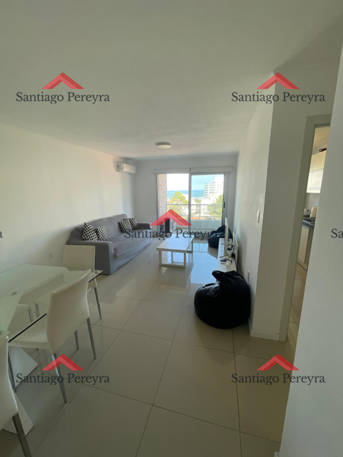 EN VENTA APARTAMENTO TRES DORMITORIO - GoPunta - Portal Inmobiliario de Punta del Este - Maldonado