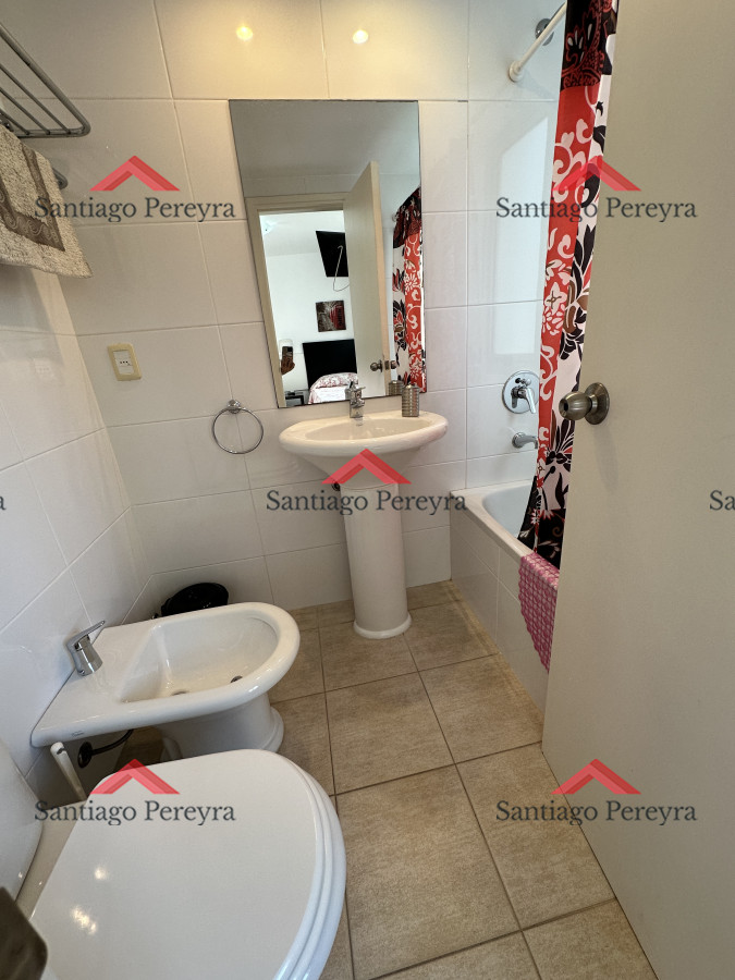Apartamento ID.2414 - Cómodo y amplio apartamento en Playa Brava