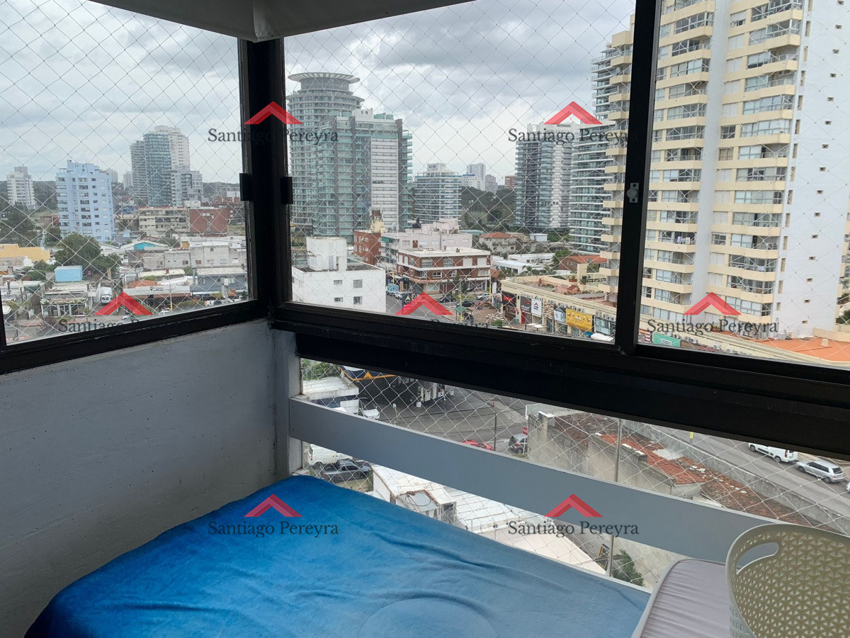 Apartamento ID.2693 - Apartamento en alquiler anual frente al Mar en Playa Brava