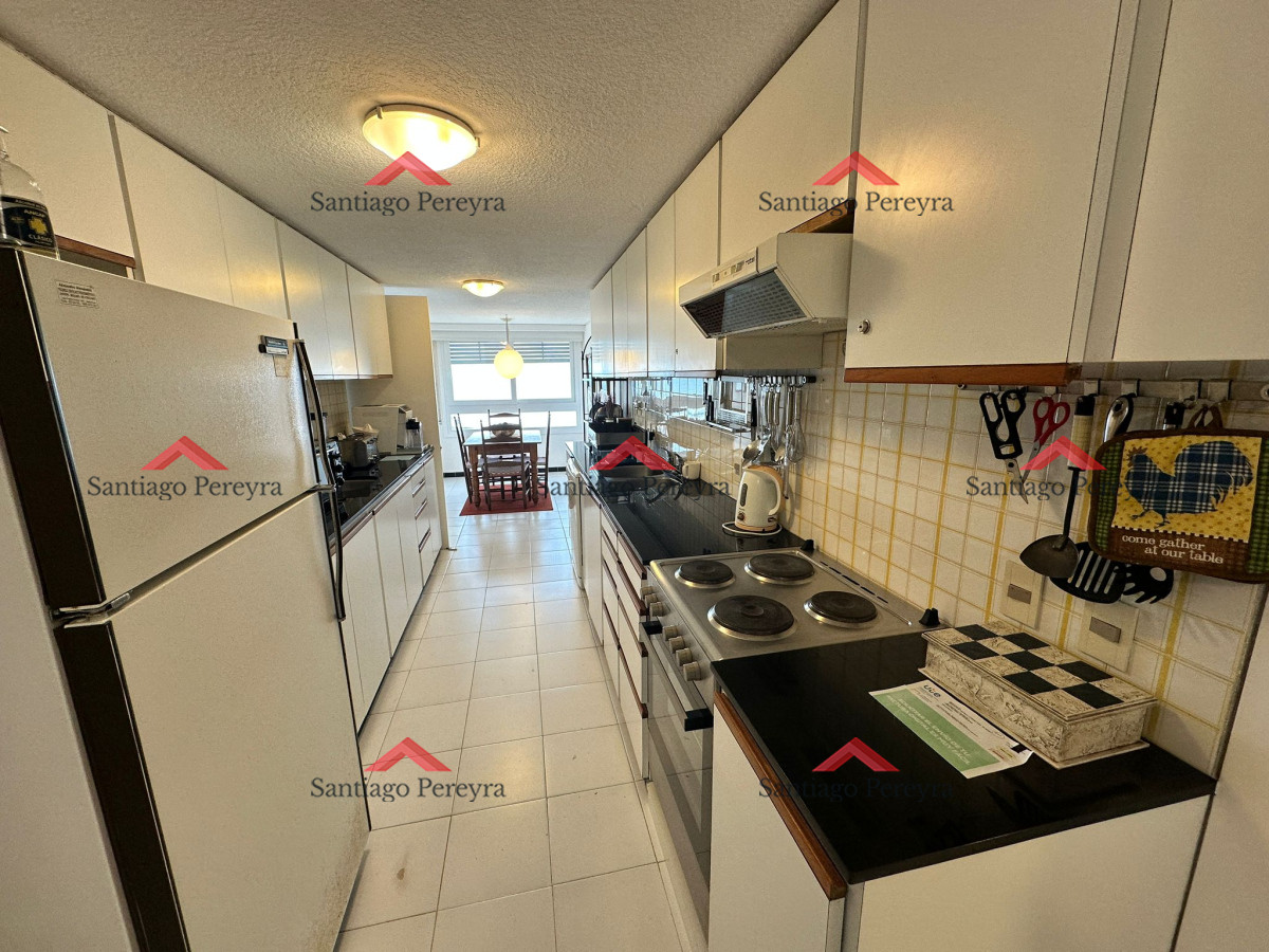 Apartamento ID.3432 - Excelente apartamento en torre de categoría frente a Playa Brava