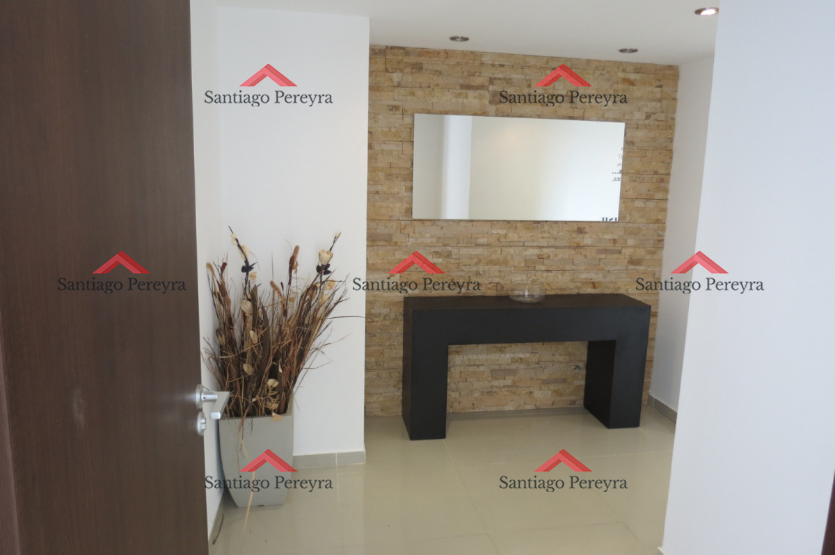 Apartamento ID.15155 - Apartamento de 3 dormitorios en venta y alquiler en Roosevelt