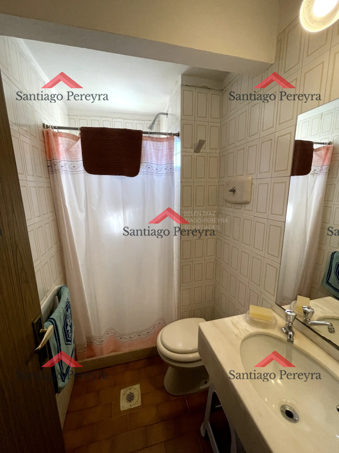 Apartamento ID.15154 - Apartamento 2 dormitorios y 2 baños + dependencia de servicio 