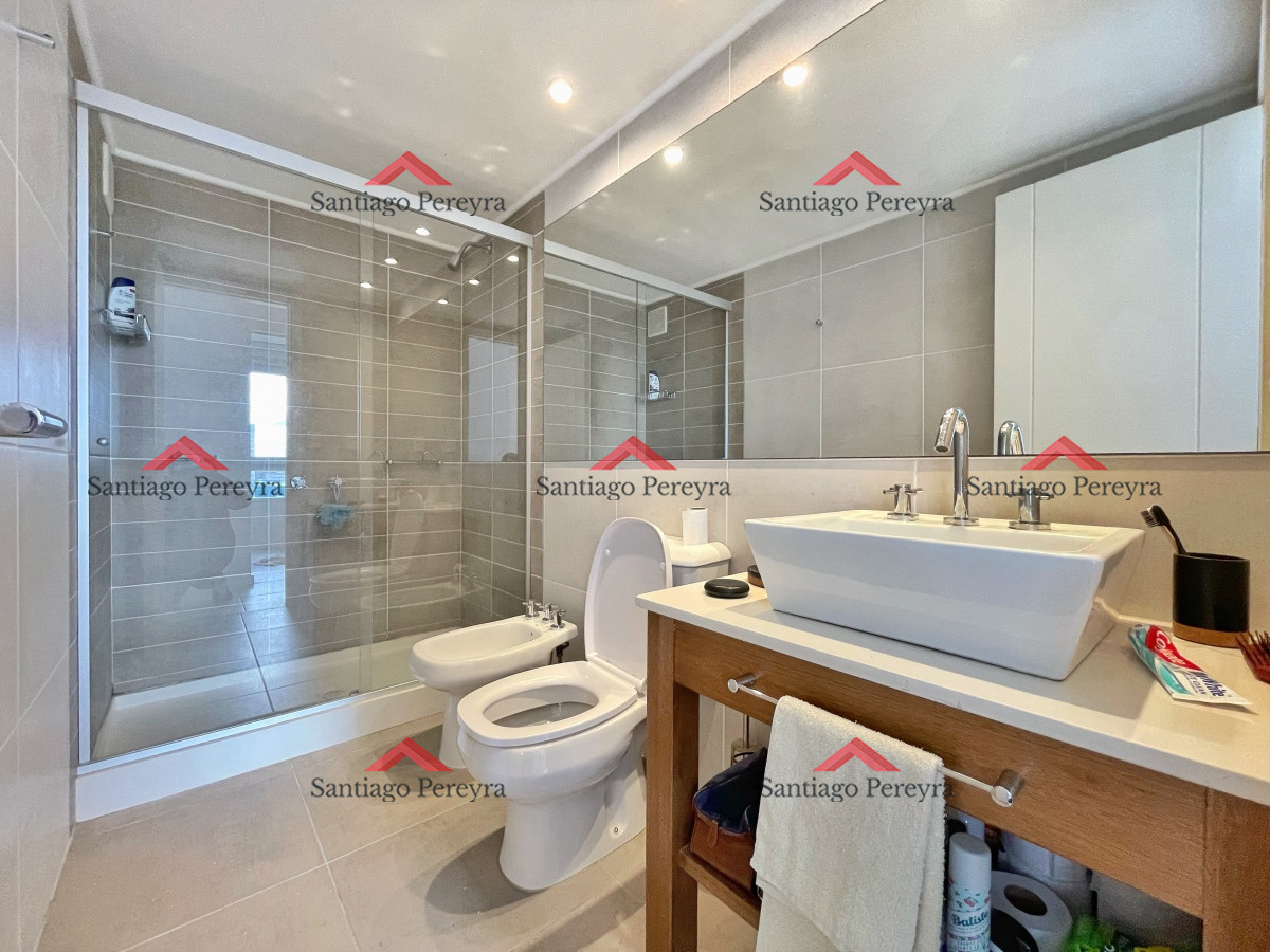 Apartamento ID.5056 - En alquiler de temporada, piso alto con amenities completos, terraza y garage, 1 dorm y medio y lavadero