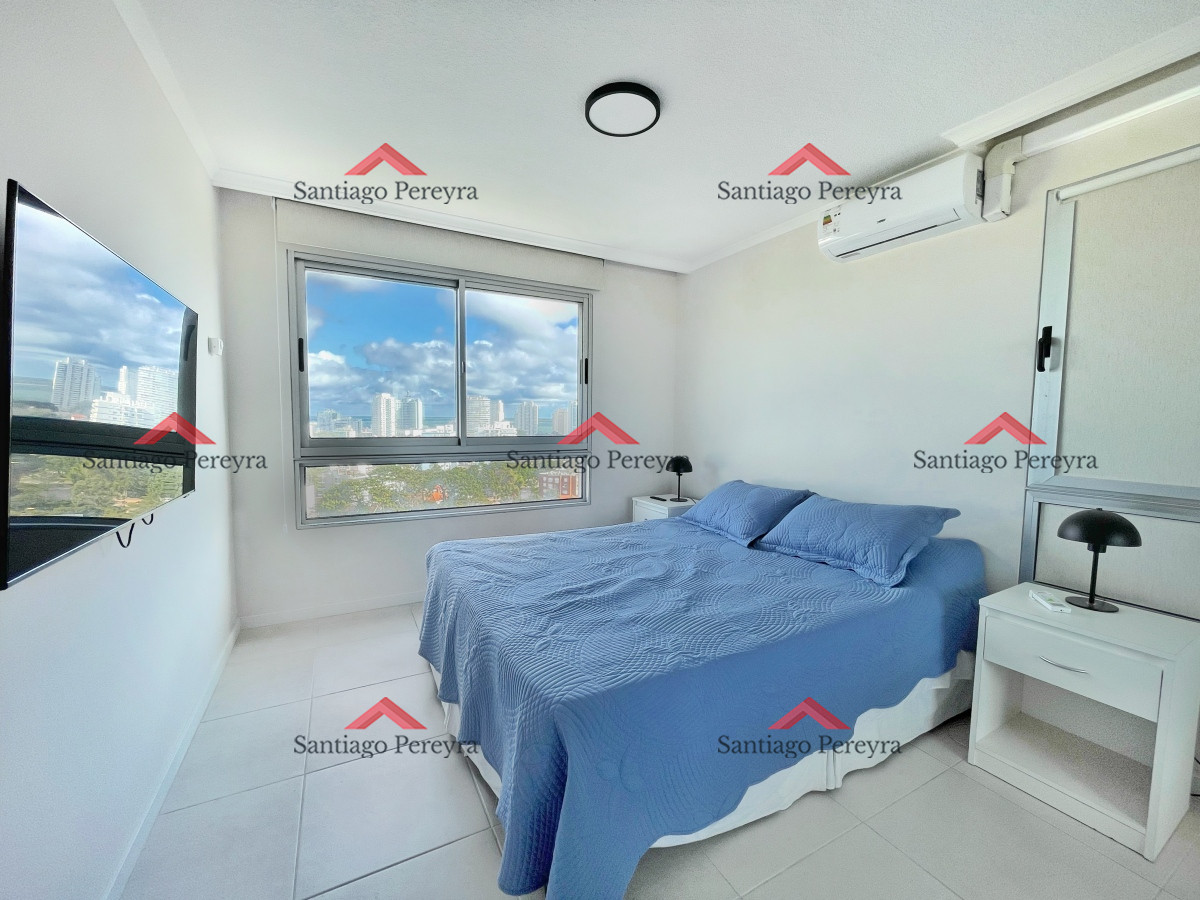 Apartamento ID.5056 - En alquiler de temporada, piso alto con amenities completos, terraza y garage, 1 dorm y medio y lavadero
