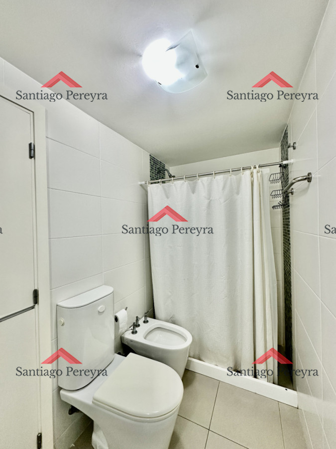 Apartamento ID.16990 - Hermoso apartamento de 2 dormitorios con parrillero propio y vista a playa brava