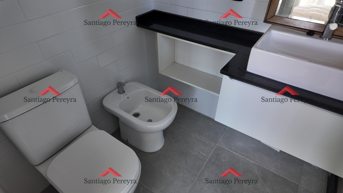 Apartamento ID.16563 - Apartamento 2 dormitorios Bajos gastos gran terraza playa mansa