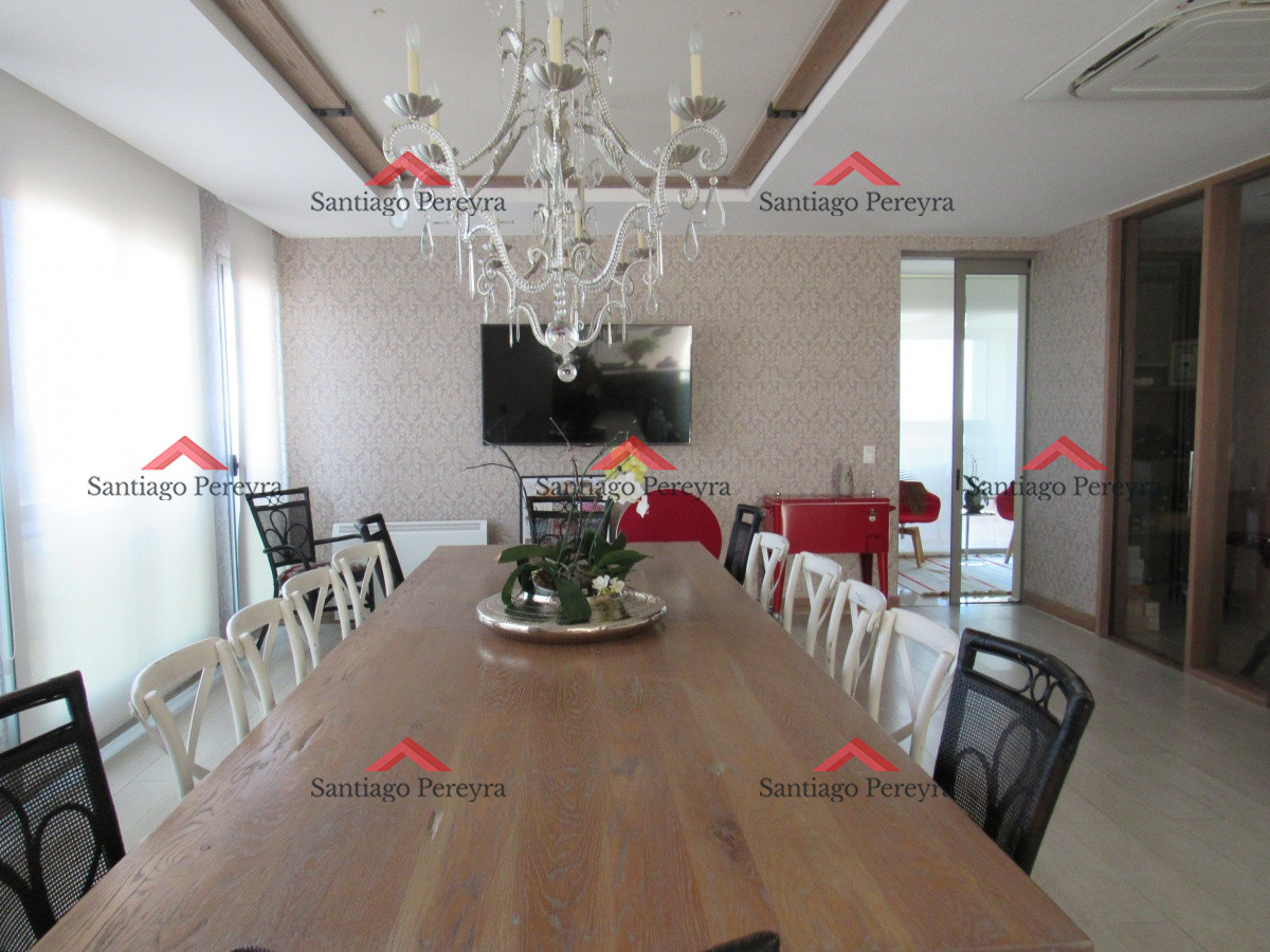 Apartamento ID.3300 - Espectacular Pent House primera linea de lujo en venta, piscina propia, 5 garages, barbacoa