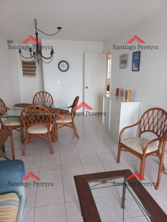 Apartamento ID.15675 - Apartamento de 2 dormitorios a pasos del mar