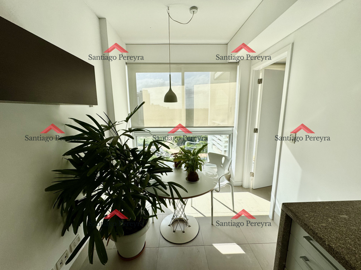 Apartamento ID.16058 - LE PARC en venta, hermosa planta de 2 dormitorios + dependencia
