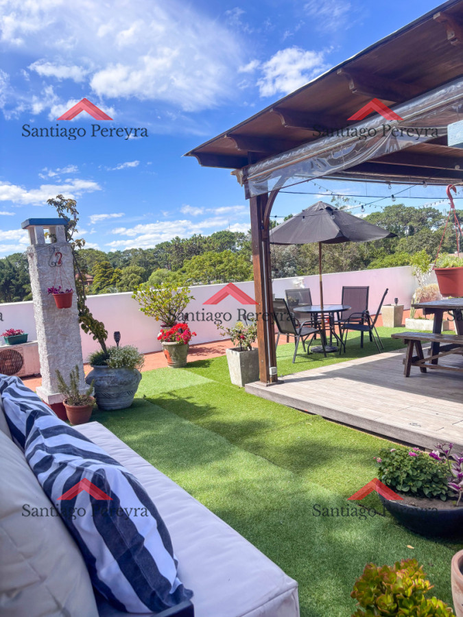 Apartamento ID.6982 - Pent House a una cuadra de la playa mansa con barbacoa propia y tres cocheras 