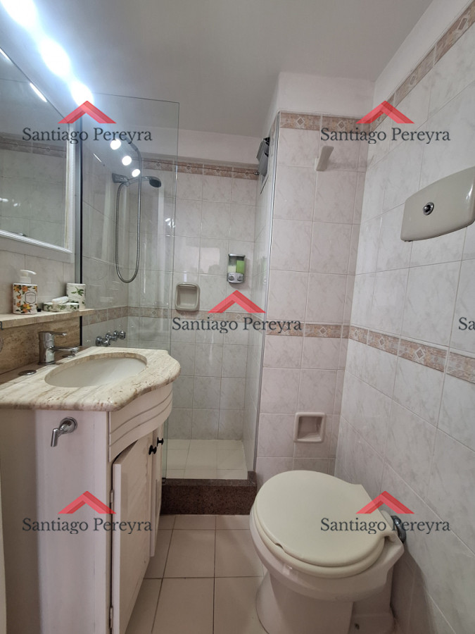 Apartamento ID.423 - Apartamento en venta de dos dormitorios con vista a playa mansa