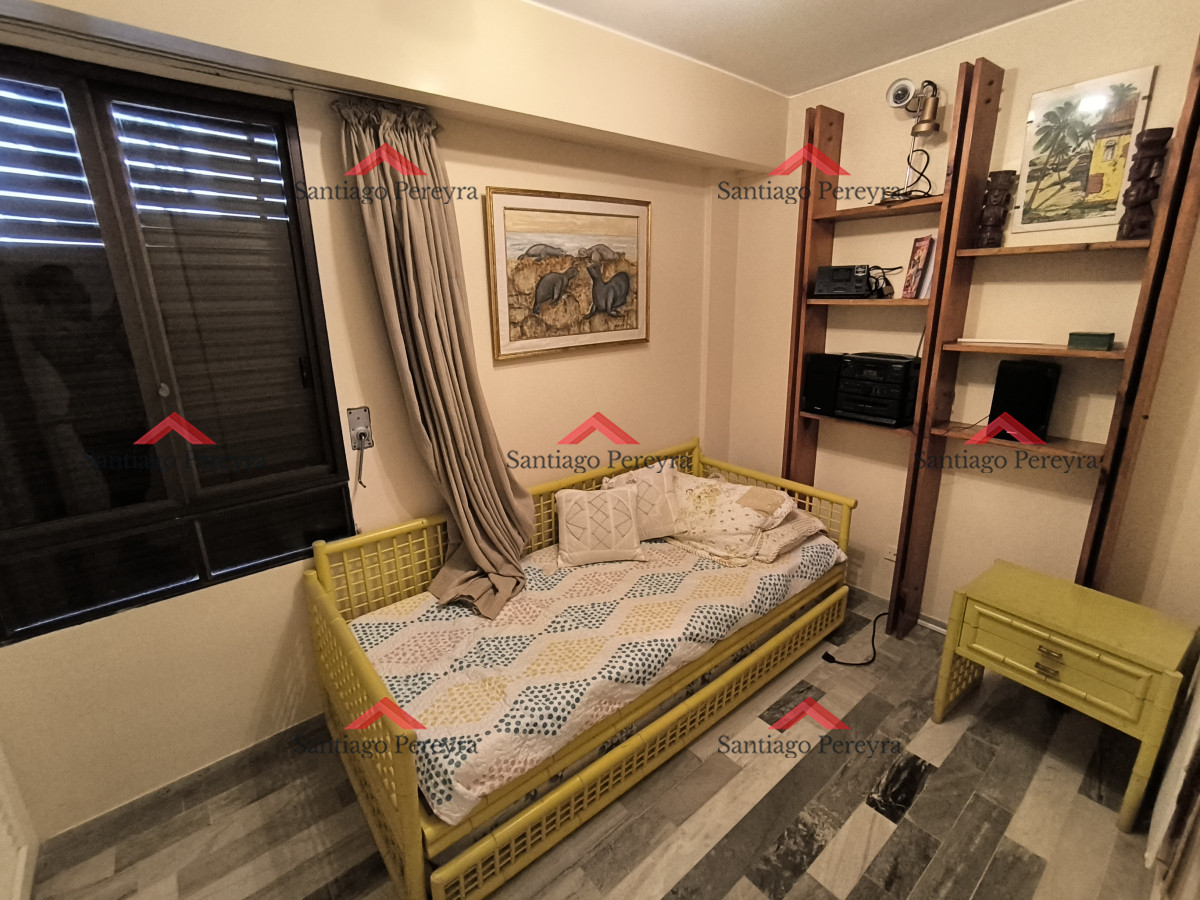 Apartamento ID.16370 - Apartamento de 3 dormitorios en alquiler anual Punta Del Este