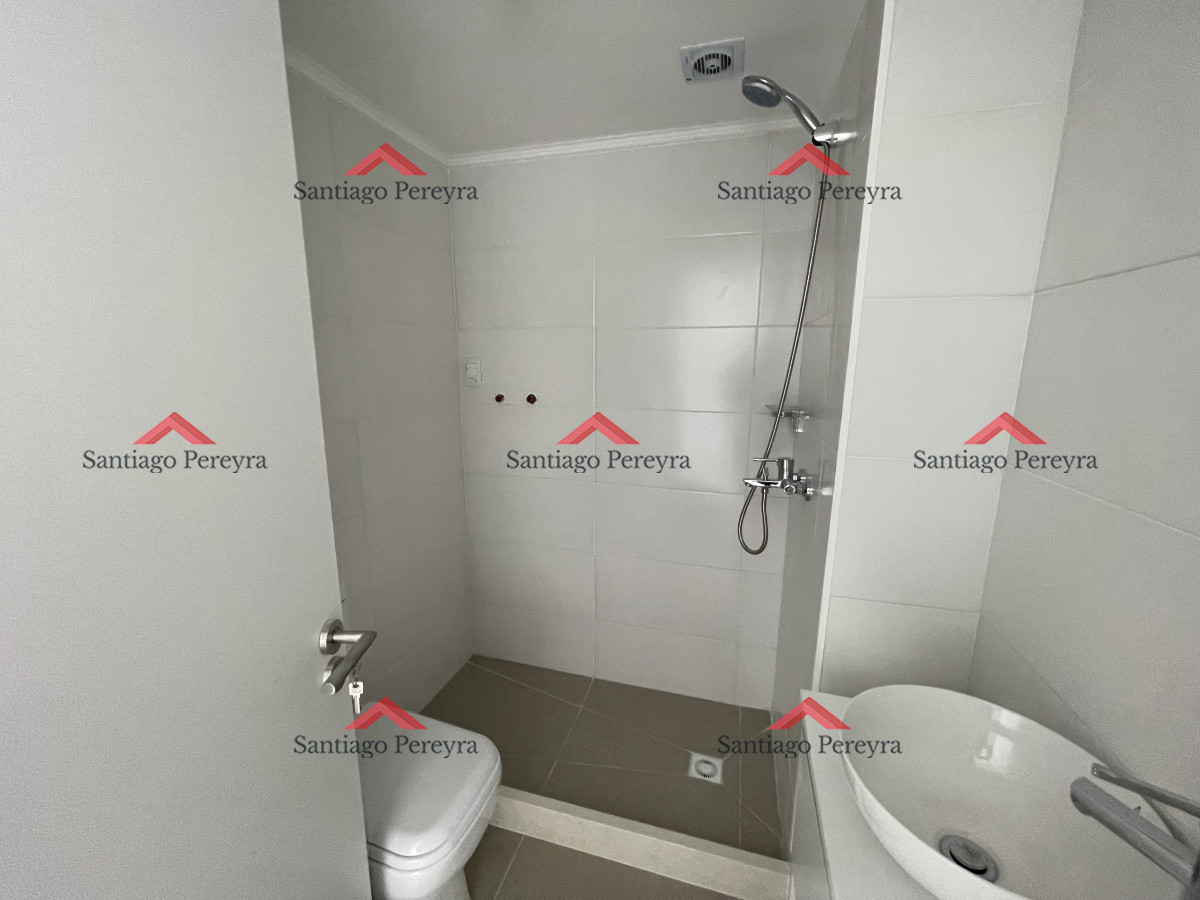 Apartamento ID.15276 - Espectacular Apartamento de tres dormitorios y dos baños en Edificio nuevo