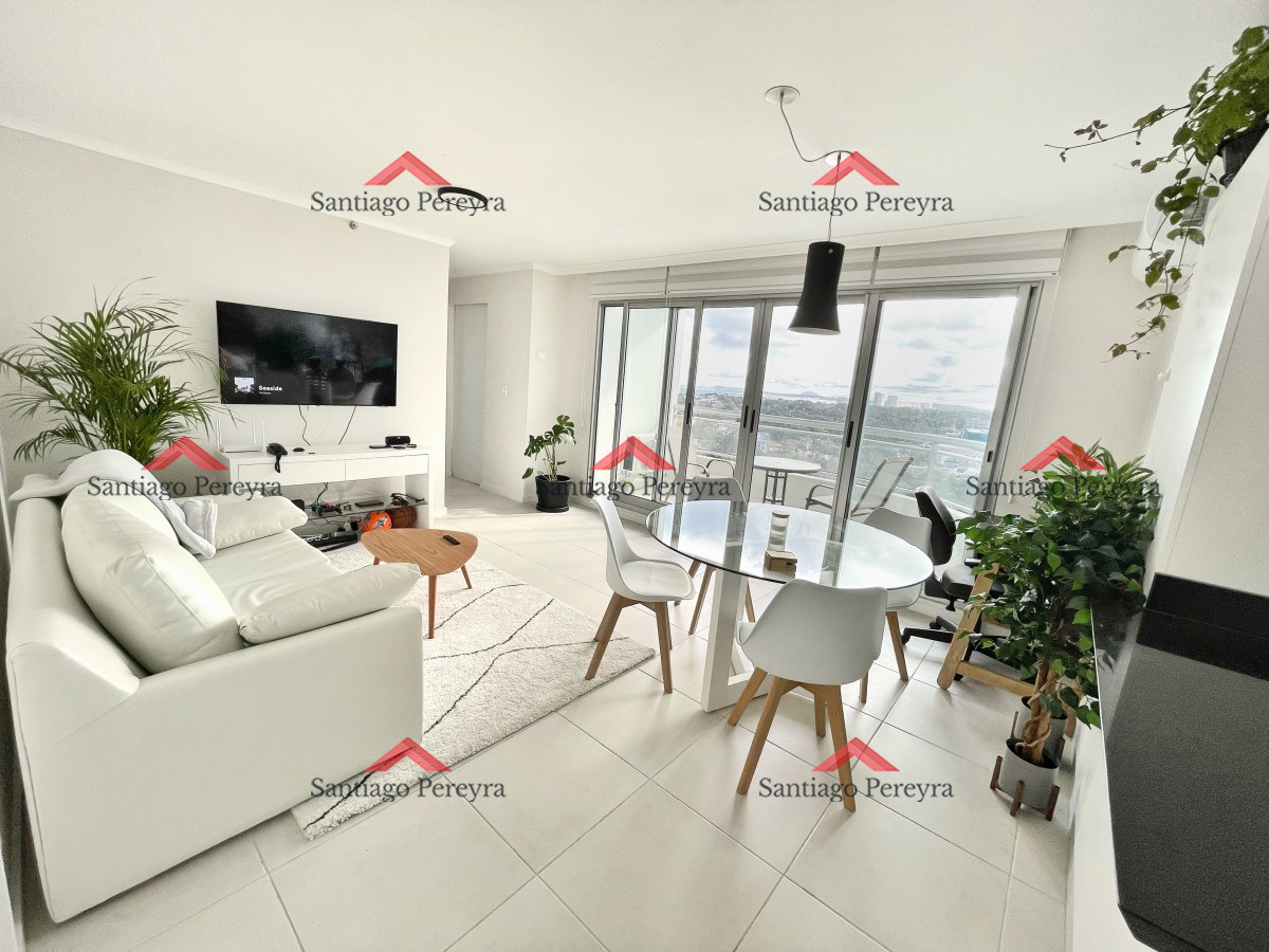 Apartamento ID.5056 - En alquiler de temporada, piso alto con amenities completos, terraza y garage, 1 dorm y medio y lavadero