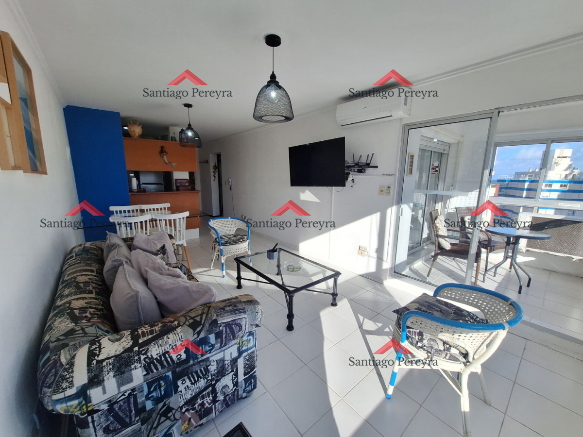 Apartamento ID.423 - Apartamento en venta de dos dormitorios con vista a playa mansa