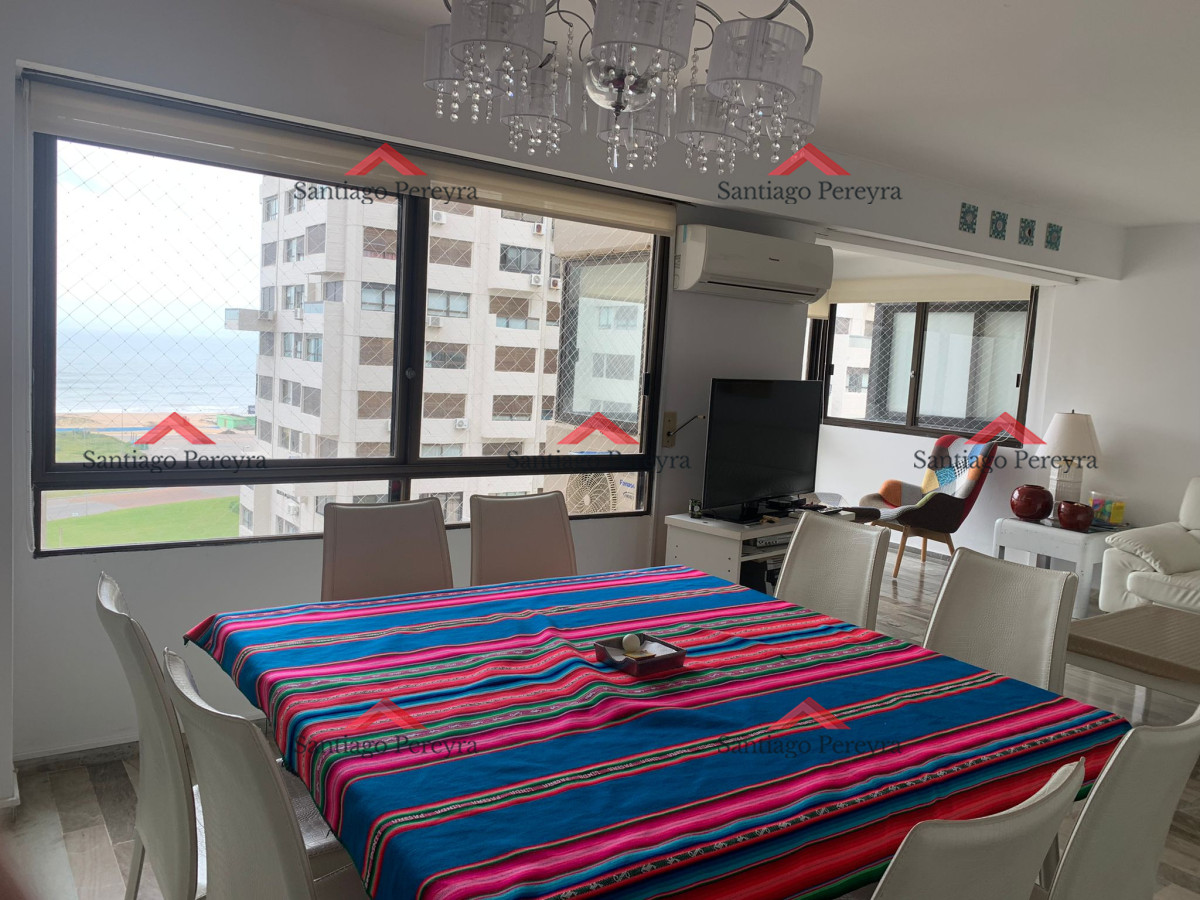 Apartamento ID.2693 - Apartamento en alquiler anual frente al Mar en Playa Brava