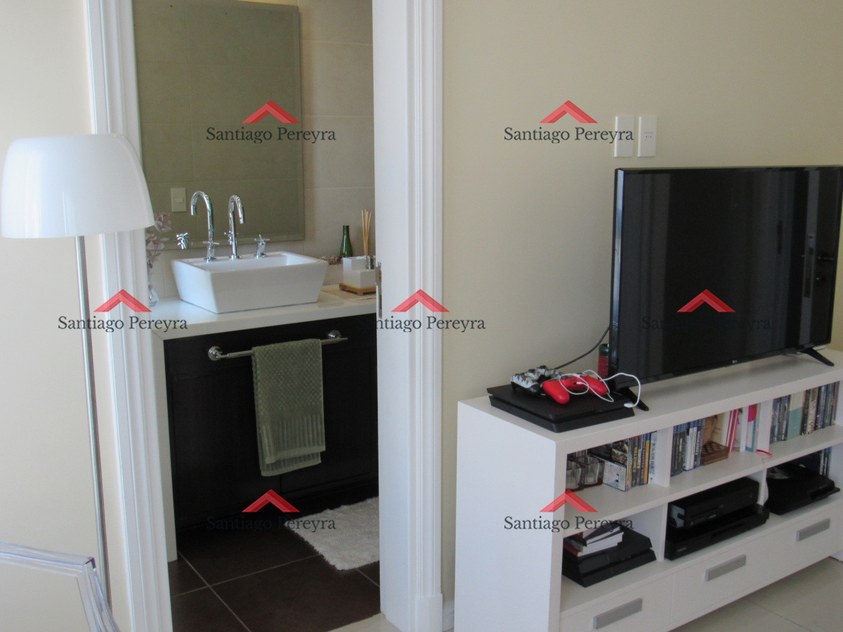 Apartamento ID.3300 - Espectacular Pent House primera linea de lujo en venta, piscina propia, 5 garages, barbacoa
