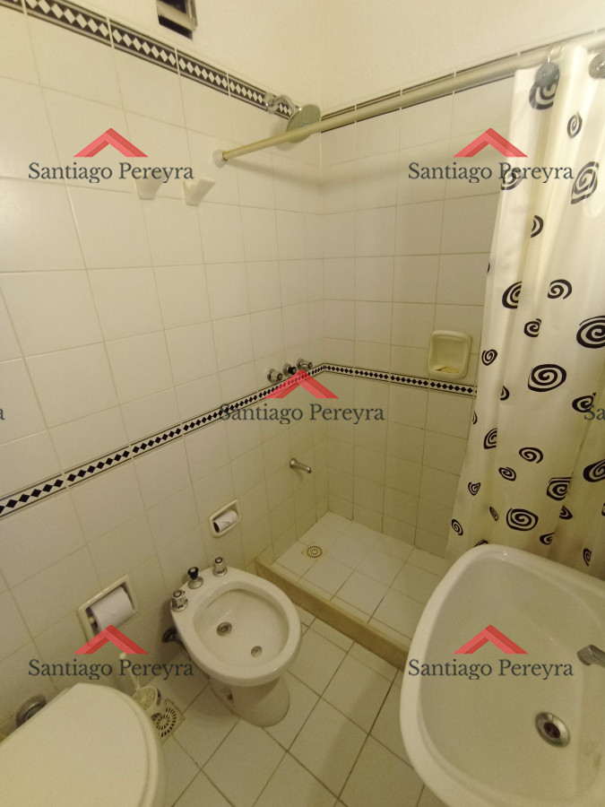 Apartamento ID.14822 - Apartamento de 2 dormitorios con parrillero propio, primer piso por escalera, financiación!!