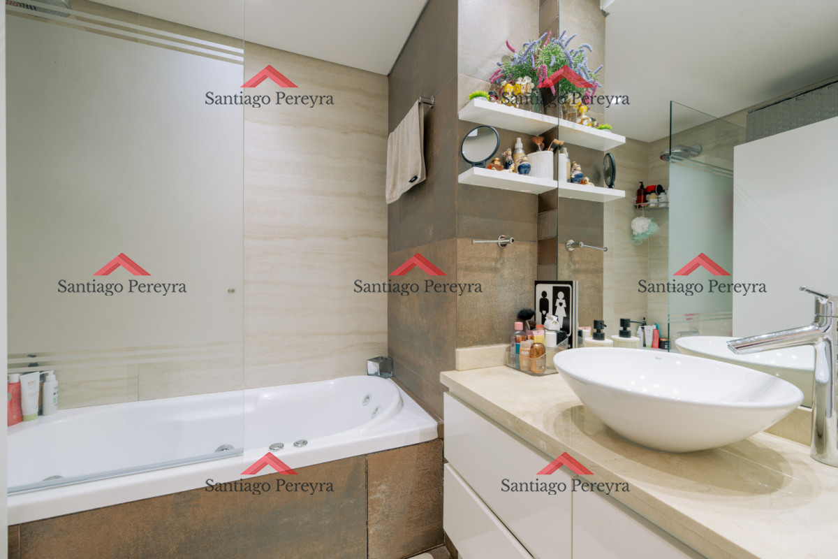 Apartamento ID.6821 - Espectacular en torre Premium a pasos del mar