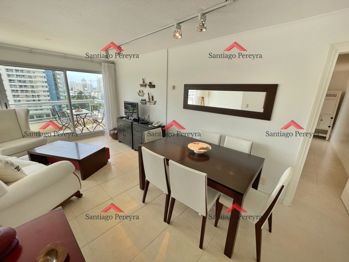 Apartamento ID.1768 - Moderno apartamento en venta a pasos de la playa 2 dormitorios 2 baños cocina con lavadero balcon y amenities