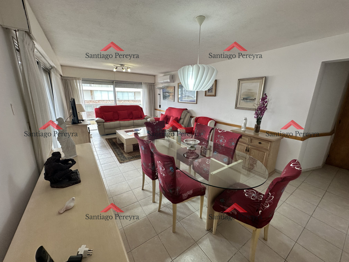 Apartamento ID.15446 - Apartamento de 3 dormitorios con barbacoa cerrada propia en península 